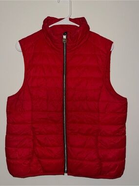 ❌LAST CHANCE❌ Vintage Guess Red Quilted Puffer Vest